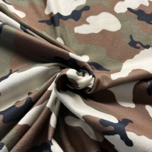 Tissu polaire, motif militaire