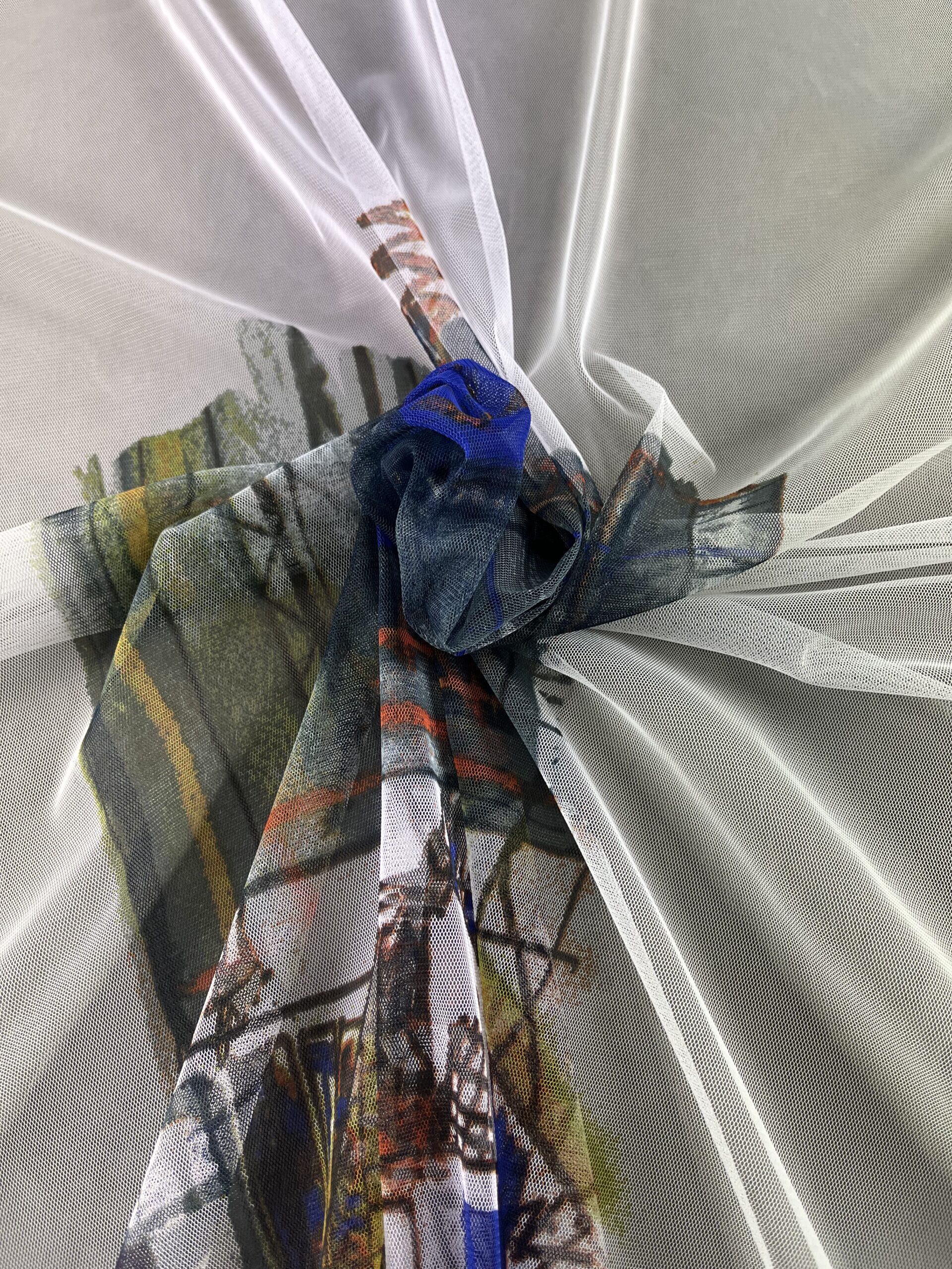 Tissu voile polyester vitrail